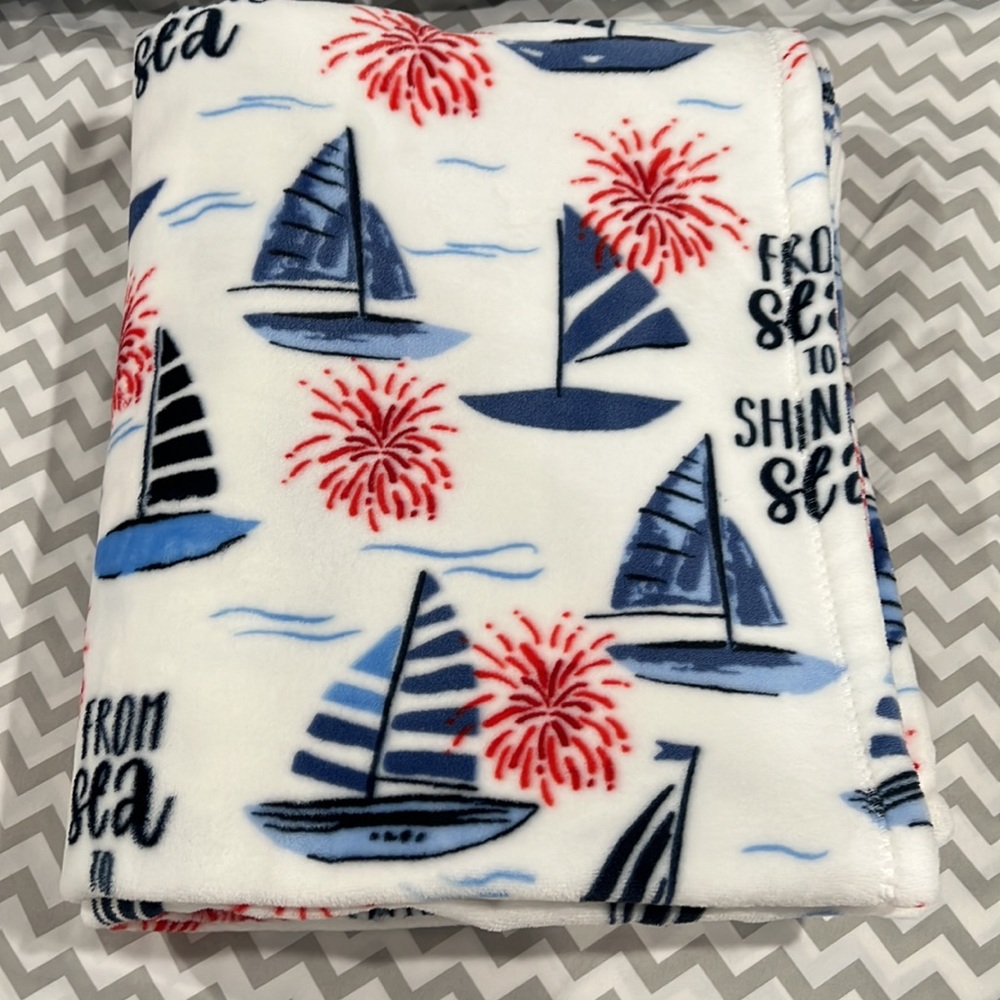 Sailboat super soft fleece throw red, white and blue